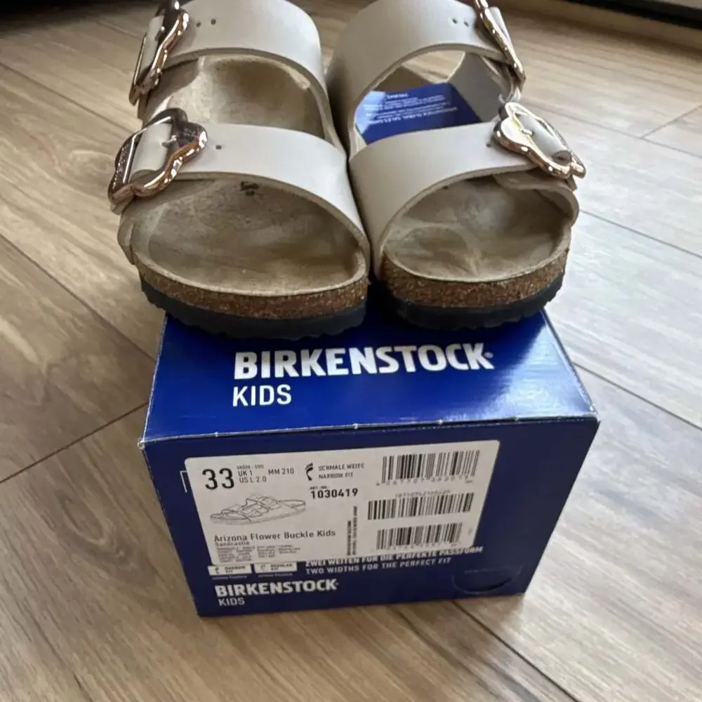 Birkenstock Arizona Flower Buckle Kids Sandals Beige EU 33 Narrow 1030419